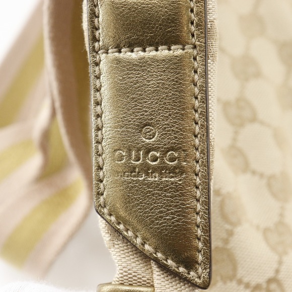 GUCCI Authentic Cream Canvas Shoulder Bag